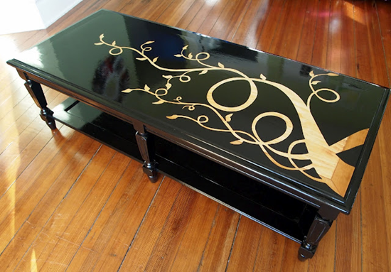 lacquered coffee table with woodgrain lacquered coffee table with woodgrain