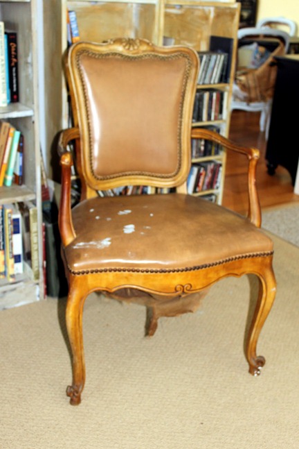 Leather_chair_before Leather_chair_before