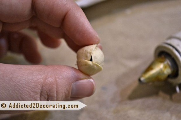 pistachio-shell-flowers-1 pistachio-shell-flowers-1