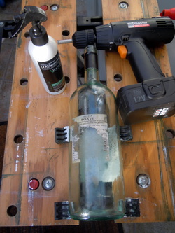 Buttoneering lanterns before