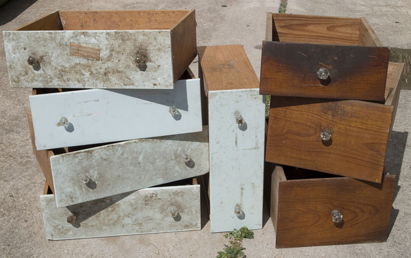 Redoux dresser drawers before