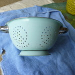 The Happy Housie colander before