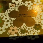 Homespun Elegance daisy marc jacobs perfume gift box