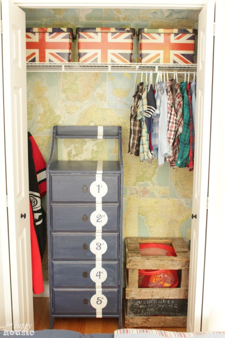 DIY-Faux-Map-Wallpaper