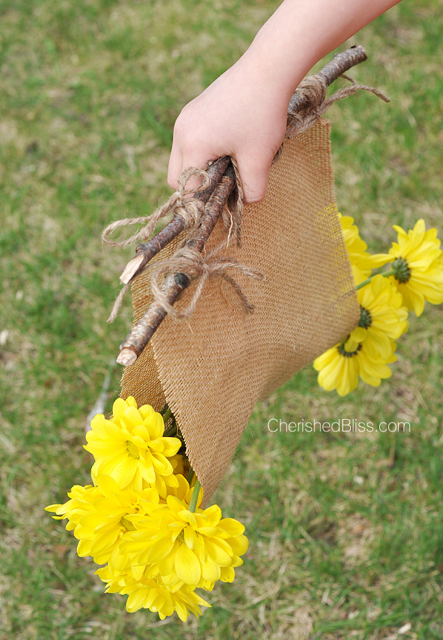 Kids-Flower-Carrier-Tutorial
