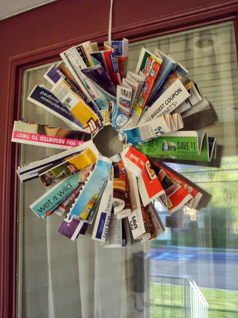 junk-mail-wreath
