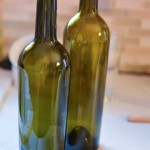 Wine-bottles-to-pretty-vases