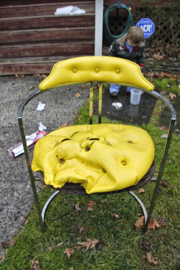 damaged-yellow-leather-chrome-chair
