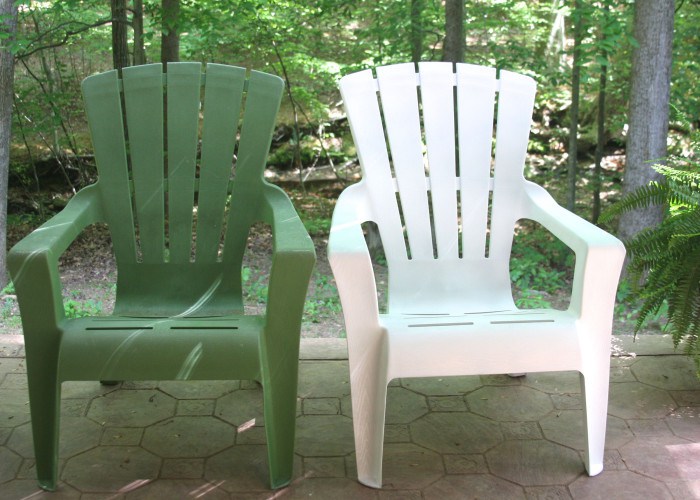 Painted-Plastic-Adirondack-Chairs-before